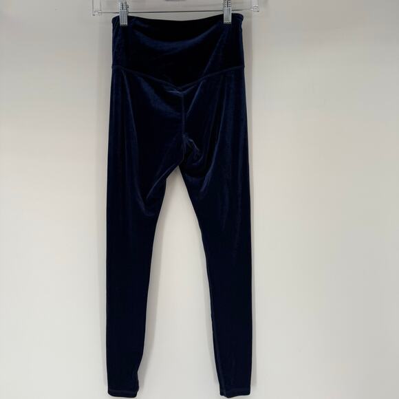 Athleta Elation Velvet Leggings Women's Size XS Blue Yoga Athleisure Wellness - Picture 3 of 9